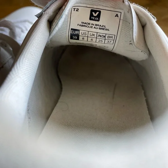 Women's Veja Esplar White and Gold Sneakers - Picture 9 of 9